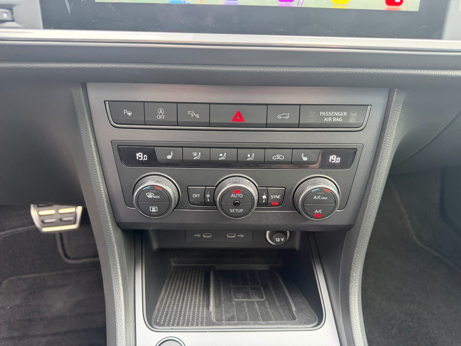 Ateca VZ 2.0 4Drive DSG/AHK/PANO/Beats/ 360° KAM