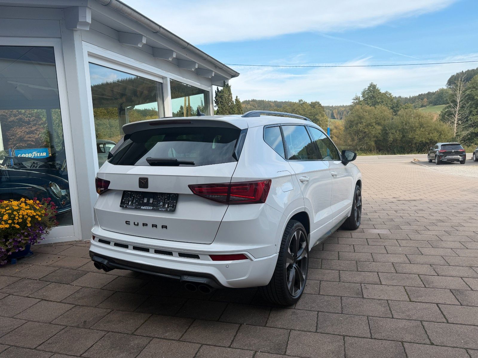 Ateca VZ 2.0 4Drive DSG/AHK/PANO/Beats/ 360° KAM