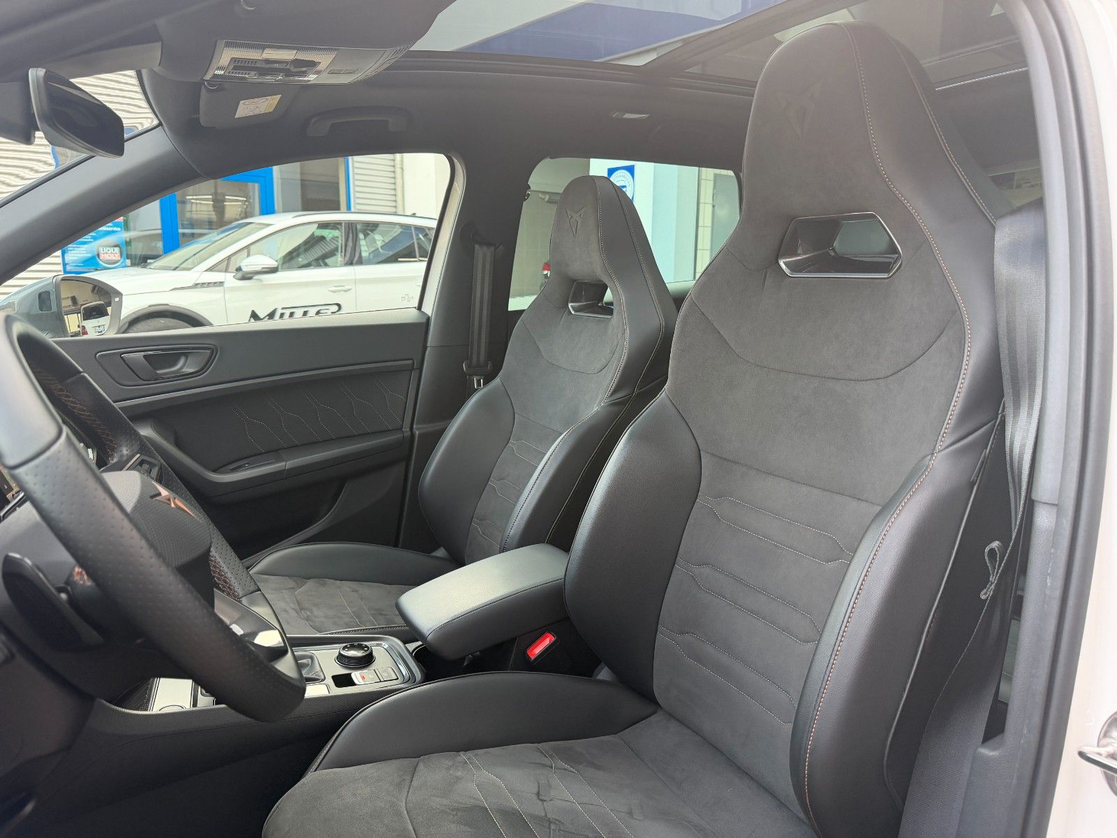 Ateca VZ 2.0 4Drive DSG/AHK/PANO/Beats/ 360° KAM